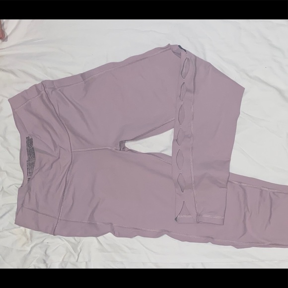 Pink Victoria’s Secret KNOCKOUT leggings - Picture 1 of 2